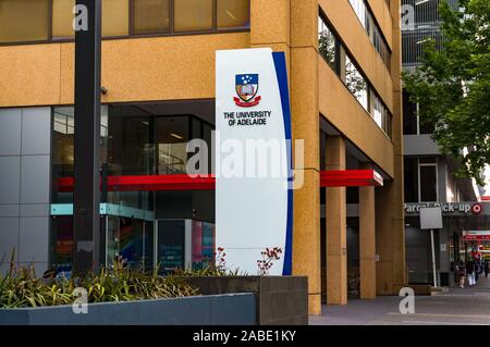 Adelaide, Australie - Novembre 10, 2017 : l'Université d'Adélaïde sign Banque D'Images