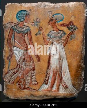 6523. Soulagement du couple royal d'Amarna, Akhénaton et Nefretiti Egypte, c. 1335 BC. Banque D'Images