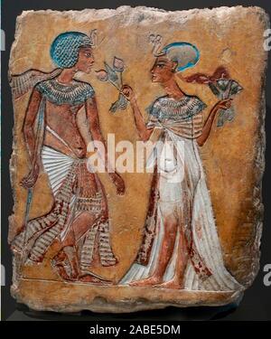 6523. Soulagement du couple royal d'Amarna, Akhénaton et Nefretiti Egypte, c. 1335 BC. Banque D'Images