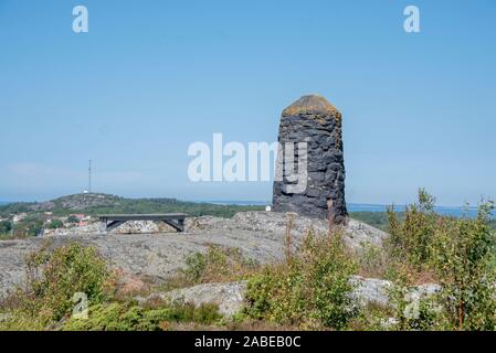 Koster, en Suède. 12 juillet, 2019. Vue de l'altitude sur Valfjäll l'île Koster dans le Parc National de Kosterhavet. Du point de vue, vous avez une vue panoramique sur l'archipel de la côte ouest de la Suède. Credit : Stephan Schulz/dpa-Zentralbild/ZB/dpa/Alamy Live News Banque D'Images