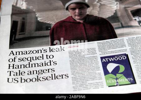 'Amazon's leak de suite à Handmaid's Tale nous angers booksellers' Margaret Atwood Guardian newspaper headline en septembre 2019 Banque D'Images
