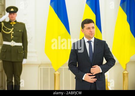 2019 11 27. Vilnius, Lituanie. Le président Gitanas Nausėda a rencontré le président Vladimir Zelensky de l'Ukraine. Banque D'Images