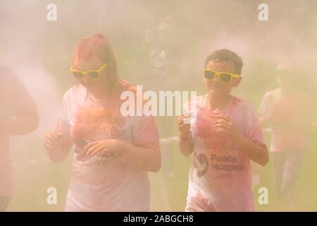 Fun Run Couleur Watford Banque D'Images