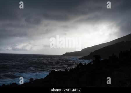 Mer Agitée à Pantelleria Banque D'Images