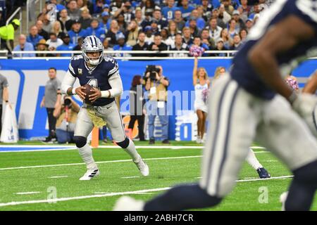 DETROIT, MI - Novembre 17 : Dallas Cowboys QB Dak Prescott (4) en action au cours de NFL match entre les Cowboys de Dallas et Detroit Lions le 17 novembre 2019 au Ford Field de Detroit, MI (Photo by Dranberg/Cal Sport Media) Banque D'Images