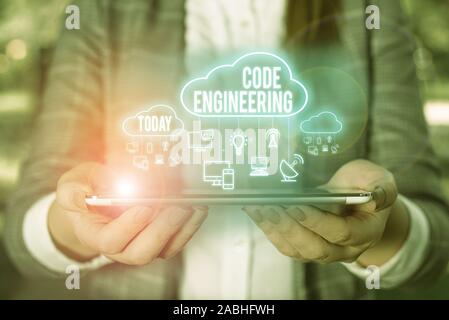 Texte de l'écriture l'écriture de code de l'ingénierie. Application photo conceptuelle de l'ingénierie pour le développement de logiciels Banque D'Images