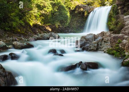 Belle Tawhai Falls dans le Parc National de Tongariro, Nouvelle-Zélande Banque D'Images