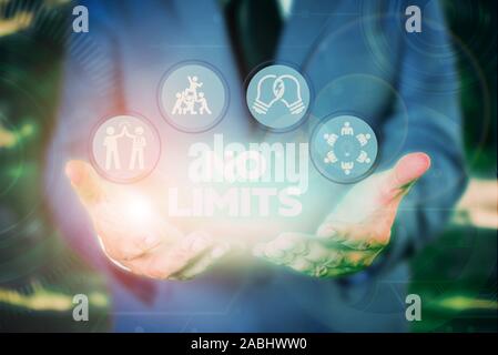 Signe texte montrant pas de limites. Photo d'entreprise présentant à faire tout ce que tu pouvais avec certaines restrictions et holding back Banque D'Images