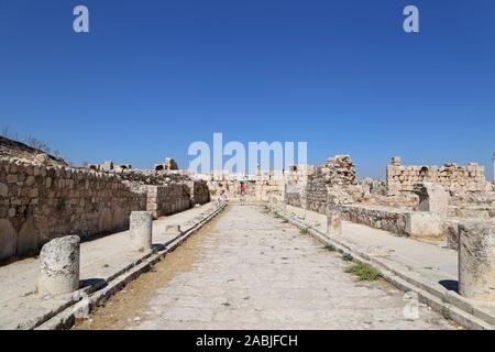 Rue Colonnaded, Palais D'Umayyad, Citadelle, Rue Ali Ben Al Hussein, Jabal Al Qalah, Amman, Jordanie, Moyen-Orient Banque D'Images