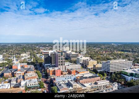 Tallahassee, FL, USA - Feb 15, 2019 : un donnant sur vue de la ville prospère de la Floride du haut Banque D'Images