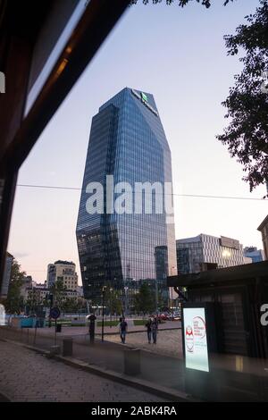 Italie, Milan : le BNP Paribas gratte-ciel conçu par les architectes Kohn Pedersen Fox dans le quartier de Porta Nuova Banque D'Images