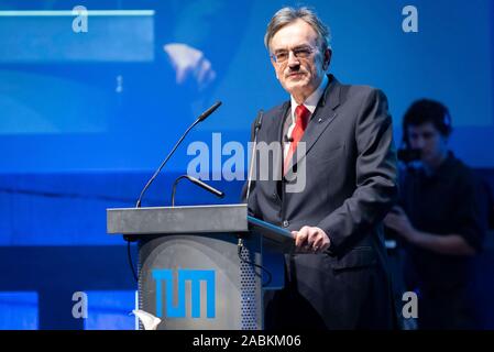 Le professeur Wolfgang Herrmann, Président de l'Université technique de Munich (TUM) annonce un événement à partir de la série des haut-parleurs dans l'Audimax TUM. L'ex-Premier ministre britannique Tony Blair donne une conférence sur la perspective britannique de Brexit en marge de la Conférence de Munich sur la sécurité. [Traduction automatique] Banque D'Images