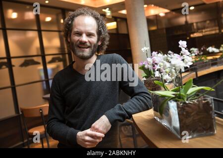 L'Allgäu cabaret musique artiste et nouveau Maxi Schafroth prédicateur jeûne lors d'une conférence de presse sur le prochain Salvator au niveau de la Paulaner Am Nockherberg". [Traduction automatique] Banque D'Images