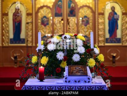L'église de Maria Schutz et Saint-andré à Munich's Untergiesing district est la cathédrale de l'Exarchat apostolique pour les catholiques ukrainiens de rite byzantin en Allemagne et en Scandinavie. Père Vladimir Viitovitch dirige le service. [Traduction automatique] Banque D'Images