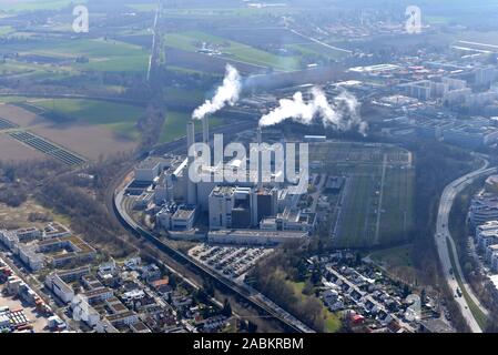 Photographie aérienne de la production combinée de chaleur et d'électricité du nord de Munich à Unterföhring. [Traduction automatique] Banque D'Images