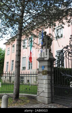 Consulat général d'Italie à l'Möhlstraße dans Bogenhausen. [Traduction automatique] Banque D'Images