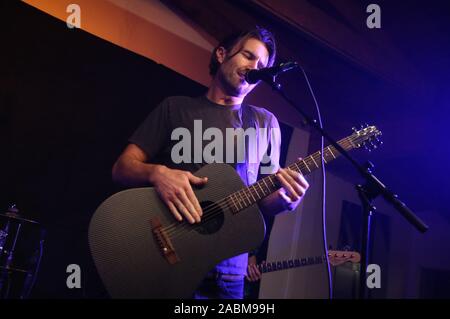 MALIBU, CA - le 27 novembre : Brandon Jenner, à Shwayze Home pour les vacances en direct de Malibu à Casa Escobar à Malibu, Californie le 27 novembre 2019. /MediaPunch crédit Faye Sadou Banque D'Images