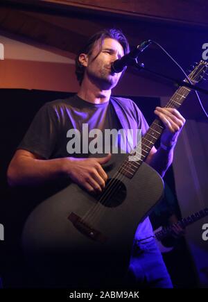 MALIBU, CA - le 27 novembre : Brandon Jenner, à Shwayze Home pour les vacances en direct de Malibu à Casa Escobar à Malibu, Californie le 27 novembre 2019. /MediaPunch crédit Faye Sadou Banque D'Images