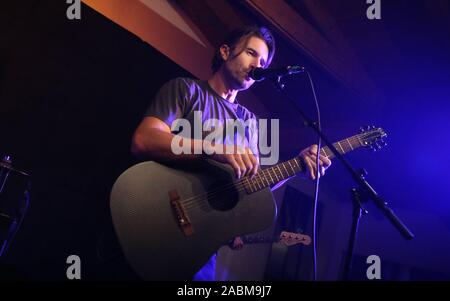 MALIBU, CA - le 27 novembre : Brandon Jenner, à Shwayze Home pour les vacances en direct de Malibu à Casa Escobar à Malibu, Californie le 27 novembre 2019. /MediaPunch crédit Faye Sadou Banque D'Images