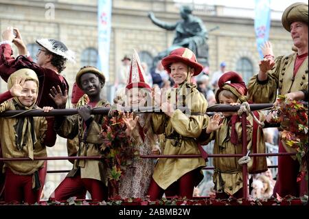 Wiesn-Oktoberfest : et 2011 Schützenzug : Photo : No2 danseuse mauresque , 22 septembre , 2019.Copyright : Photo : Stephan Rumpf [traduction automatique] Banque D'Images