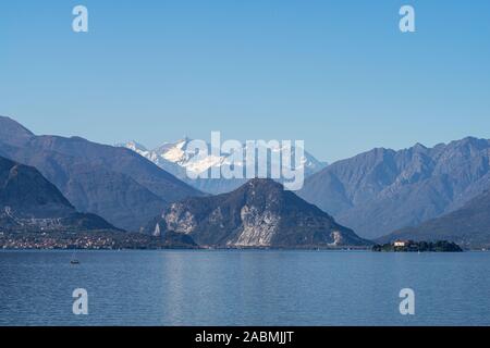 Vue du mont Rosa, vu depuis le golfe Borromée, Lac Majeur, Italie, Piémont, Province de Verbano Cusio Ossola, près de la ville de Stresa