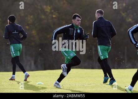 Tranent, Ormiston, East Lothian.L'Ecosse. UK. 28 novembre 2019 Hibernian Joe Newell (11) Session de formation , pour le Scottish Premiership match contre Kilmarnock. Crédit : eric mccowat/Alamy Live News Banque D'Images