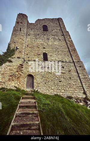 St Leonard's Tower est probablement un donjon normand à West Malling, dans le comté de Kent, Angleterre Banque D'Images