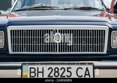 KYIV-28 juillet,2019 : Salon de l'auto JDM outdoor.écoute dérive japonais expo voitures en été.Modification de véhicule Toyota Corona rétro Banque D'Images