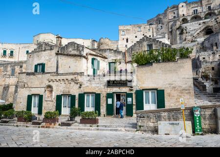 Le Botteghe Restaurant sur Via Fiorentini dans quartier de sassi de Matera, Basilicate région, le sud de l'Italie Banque D'Images