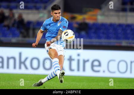 Joaquin Correa du Latium en action au cours de l'UEFA Europa League, groupe E match de football entre SS Lazio et CFR Cluj le 28 novembre 2019 au Stadio Olimpico à Rome, Italie - Photo Federico Proietti/ESPA-Images Banque D'Images