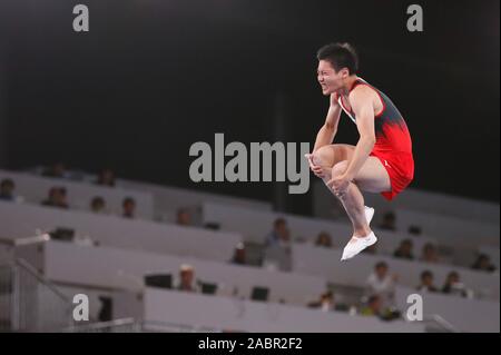 Tokyo, Japon. 28 Nov, 2019. Ryosuke Sakai (JPN) Trampoline : 34e Championnats du Monde de Gymnastique Trampoline FIG Tokyo 2019 Men's trampoline individuel de qualification en gymnastique Ariake Center à Tokyo, Japon . Credit : Sho Tamura/AFLO SPORT/Alamy Live News Banque D'Images