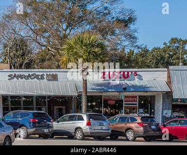 ST. SIMONS, GÉORGIE - Janvier, 16, 2019 : St Simons Island, en Géorgie est la plus sympathique de la famille de toutes les îles-barrières, grâce en partie à un grand nombre de boutique Banque D'Images