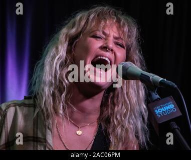 BALA Cynwyd, PA, USA - 09 octobre 2019 - British Singer-Songwriter Visites LION 'S Performance Theatre Radio 145,5 millions aujourd'hui. Banque D'Images