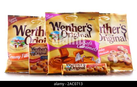 POZNAN, POL - Aug 21, 2019 : Paquets de Werther's Original. Une marque de bonbons à saveur de caramel administré par l'entreprise allemande August Storck KG, basée à Banque D'Images