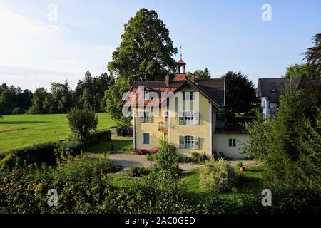 La lumière de l'après-midi sur une maison à Schwangau, Allemagne Banque D'Images