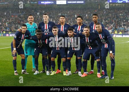 Madrid, Espagne. 26 Nov, 2019. Groupe de l'équipe du Paris Saint-Germain (PSG) : Football/soccer Ligue des Champions Matchday 5 Groupe un match entre le Real Madrid CF 2-2 Paris Saint-Germain au Santiago Bernabeu à Madrid, Espagne . Credit : Mutsu Kawamori/AFLO/Alamy Live News Banque D'Images