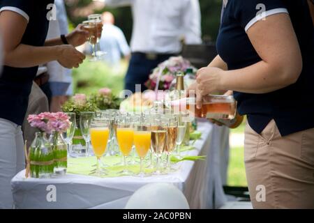 réception au champagne, buffet de mariage Banque D'Images