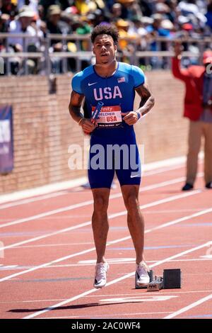 Chris Belcher (USA) en concurrence USA vs le monde Hommes 4x100m au relais 2019 Penn . Banque D'Images