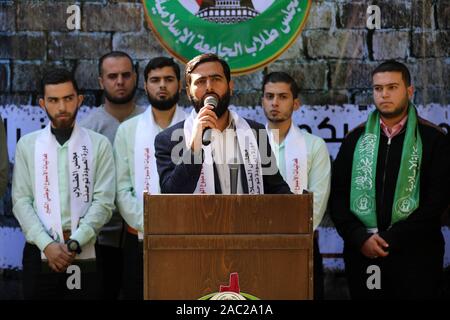 La ville de Gaza, bande de Gaza, territoire palestinien. 30Th Nov, 2019. Membre du Hamas Mushir leader al-Masri ouvre l'exposition de la Semaine nationale à l'Université islamique à Gaza, le 30 novembre 2019 Crédit : Mahmoud Ajjour/APA/Images/fil ZUMA Alamy Live News Banque D'Images