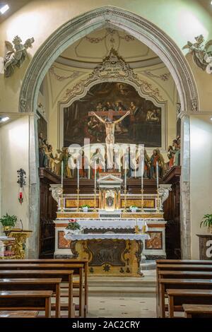 Église de Sant'Emidio, maître-autel. Campobasso, Molise Agnone, Banque D'Images