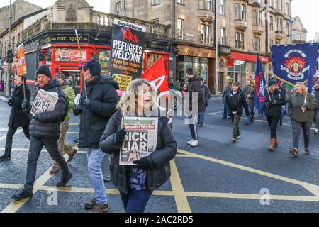 Glasgow, Royaume-Uni. 30Th Nov, 2019. Le St Andrews Day Parade annuelle tenue par une fusion de tous les syndicats écossais (stuc) a eu lieu à travers le centre-ville de Glasgow, Glasgow Green au début et en finissant par le stuc siège à Bath Street. Le défilé a été dirigé par Richard LEONARD, MSP, chef du Parti travailliste en Ecosse et Patrick Harvie, MSP et leader du Parti Vert écossais. Credit : Findlay/Alamy Live News Banque D'Images