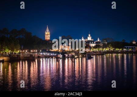 Orlando, Floride . 18 novembre, 2019. Vue panoramique de l'Italie et l'aventure américaine Pavillions à Epcot Banque D'Images