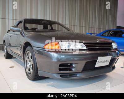 YOKOHAMA, Japon - Juillet 2nd, 2019 : 1989 Nissan Skyline GT-R, affichée à l'Nissan Global Galerie siège à Yokohama, Kanagawa. Banque D'Images