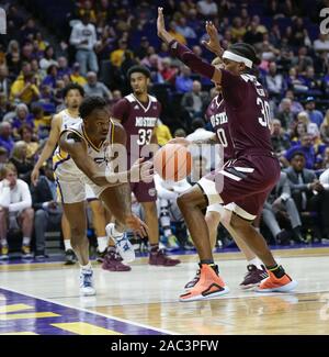 Baton Rouge, LA, USA. 29 Nov 2019. LSU JAVONTE SMART (1) fait une passe dans la deuxième moitié de l'Assemblée générale Centre à Pete Maravich Baton Rouge, LA. Credit : Jerome Hicks/ZUMA/Alamy Fil Live News Banque D'Images