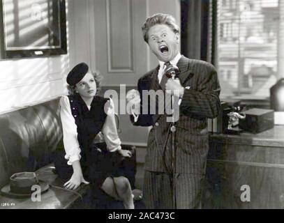 CRAZY GIRL 1943 MGM film avec Judy Garland et Mickey Rooney Banque D'Images