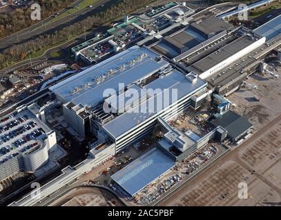 Vue aérienne de l'aérogare 2 à l'aéroport de Manchester, Royaume-Uni Banque D'Images