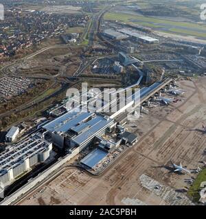 Vue aérienne de l'aérogare 2 à l'aéroport de Manchester, Royaume-Uni Banque D'Images