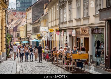 Vue d'une des rues touristiques de Zagreb, Croatie Zageb, Septembre 14, 2019 Banque D'Images