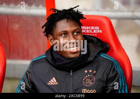 ENSCHEDE, 01-12-2019 , Stade Grolsch Veste, saison 2019 / 2020 . L'Eredivisie néerlandaise de football. Lassina Traore Ajax player pendant le jeu le FC Twente - Ajax. Banque D'Images