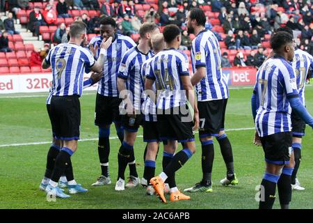 Londres, Royaume-Uni. 30Th Nov, 2019. Au cours de l'EFL Sky Bet match de championnat entre Charlton Athletic et Sheffield Wednesday à La Vallée, Londres, Angleterre le 30 novembre 2019. Photo de Ken d'Étincelles. Usage éditorial uniquement, licence requise pour un usage commercial. Aucune utilisation de pari, de jeux ou d'un seul club/ligue/dvd publications. Credit : UK Sports Photos Ltd/Alamy Live News Banque D'Images